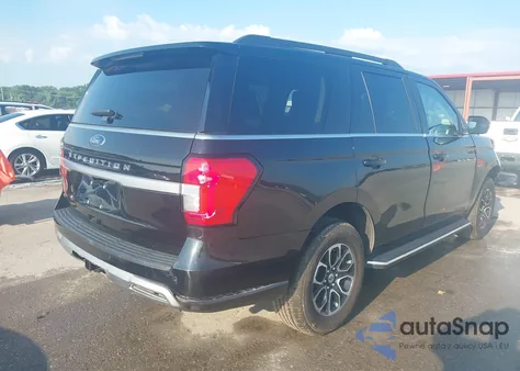 2022 Ford Expedition Xlt z USA, uszkodzony, nr VIN 1FMJU1JT6NEA66680